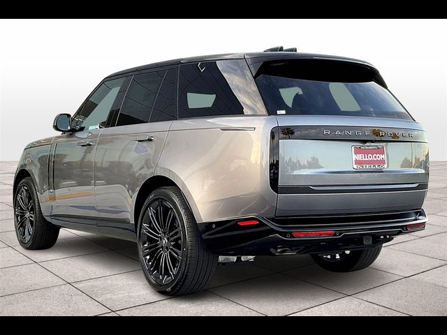 2025 Land Rover Range Rover SE