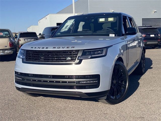 2025 Land Rover Range Rover SE