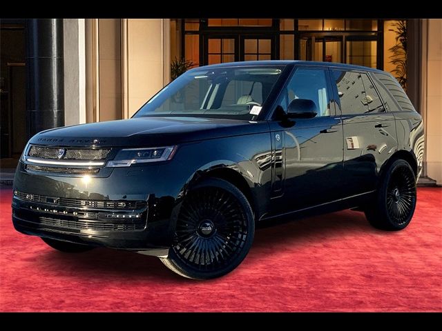 2025 Land Rover Range Rover SE