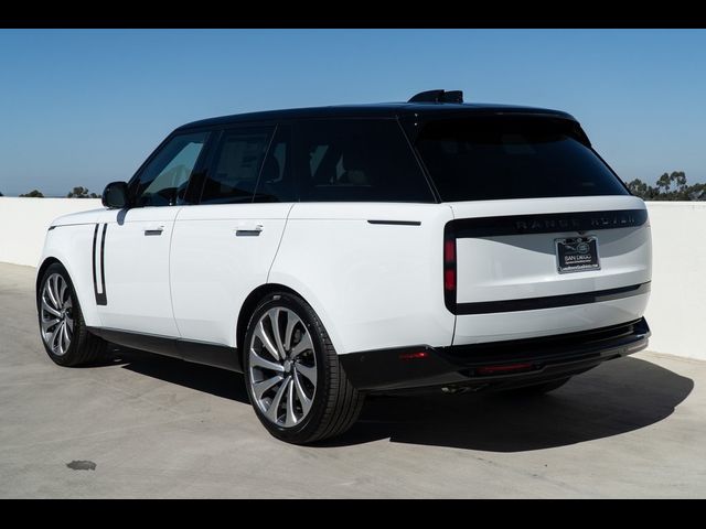 2025 Land Rover Range Rover SE