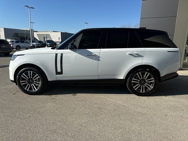 2025 Land Rover Range Rover SE