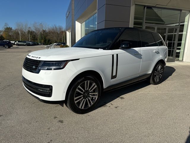 2025 Land Rover Range Rover SE