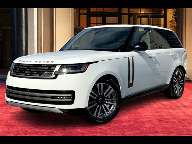 2025 Land Rover Range Rover SE