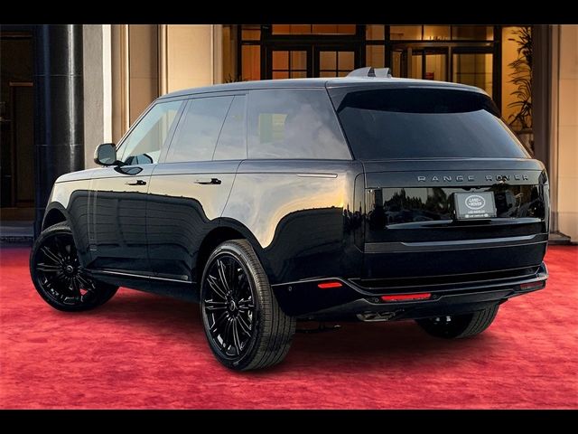 2025 Land Rover Range Rover SE