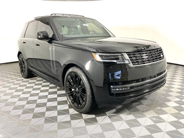 2025 Land Rover Range Rover SE