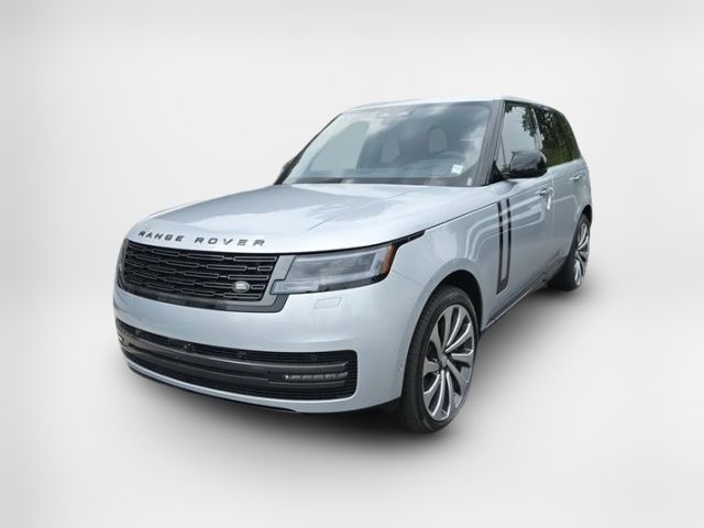 2025 Land Rover Range Rover SE