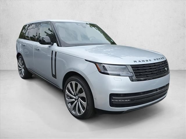 2025 Land Rover Range Rover SE