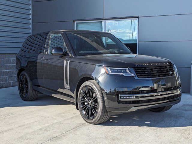 2025 Land Rover Range Rover SE