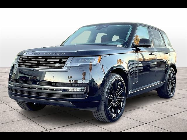 2025 Land Rover Range Rover SE