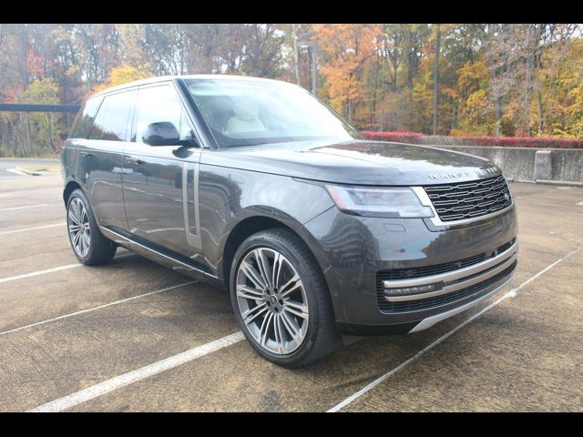 2025 Land Rover Range Rover SE