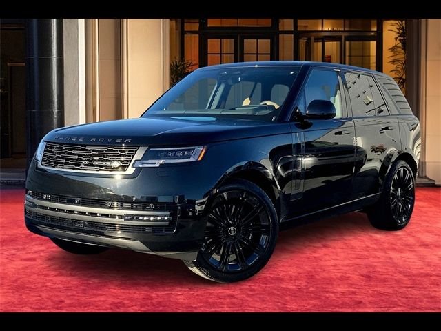 2025 Land Rover Range Rover SE