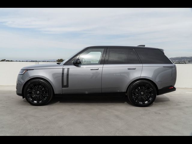 2025 Land Rover Range Rover SE