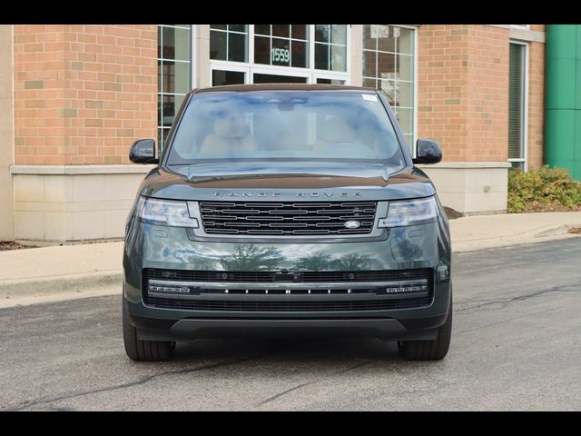 2025 Land Rover Range Rover SE