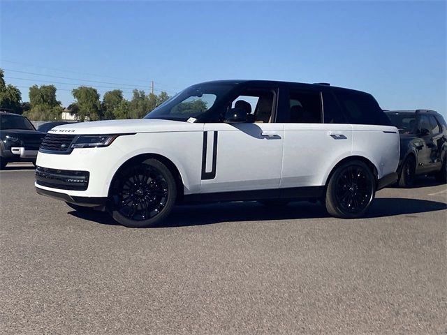 2025 Land Rover Range Rover SE