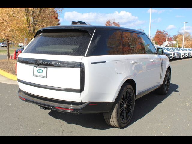 2025 Land Rover Range Rover SE