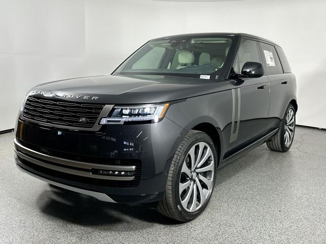 2025 Land Rover Range Rover SE