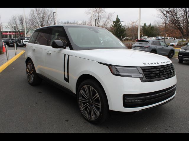 2025 Land Rover Range Rover SE