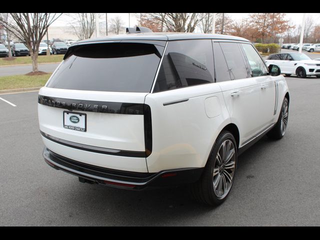 2025 Land Rover Range Rover SE
