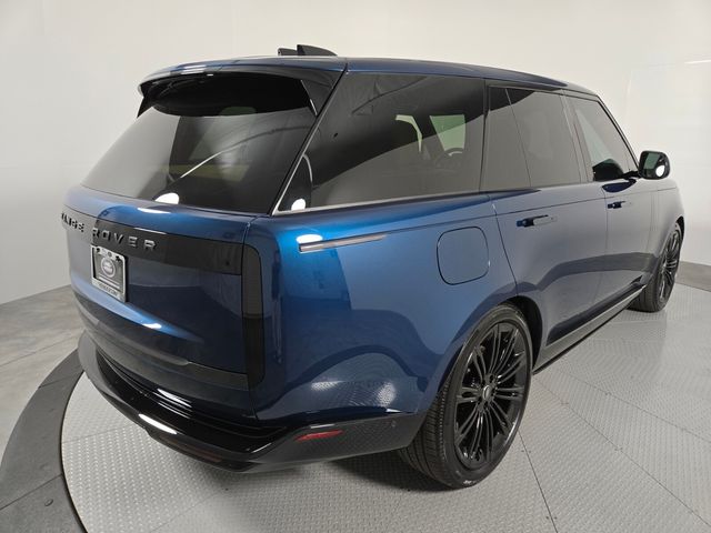 2025 Land Rover Range Rover SE