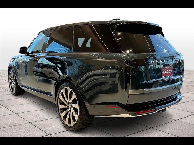 2025 Land Rover Range Rover SE