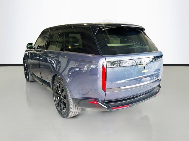 2025 Land Rover Range Rover SE