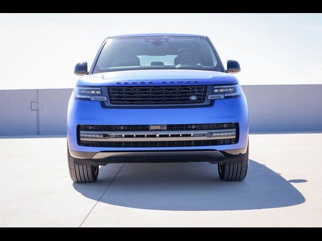 2025 Land Rover Range Rover SE