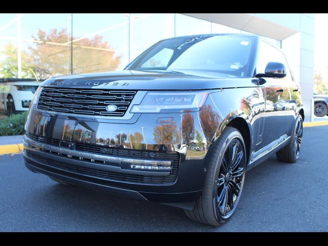 2025 Land Rover Range Rover SE