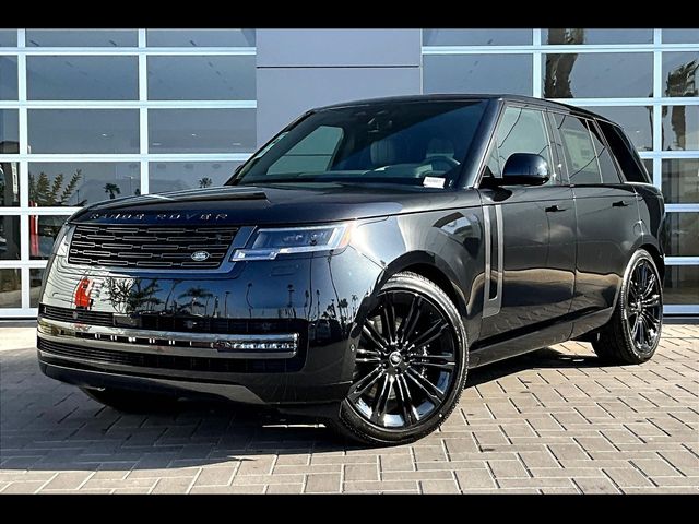 2025 Land Rover Range Rover SE