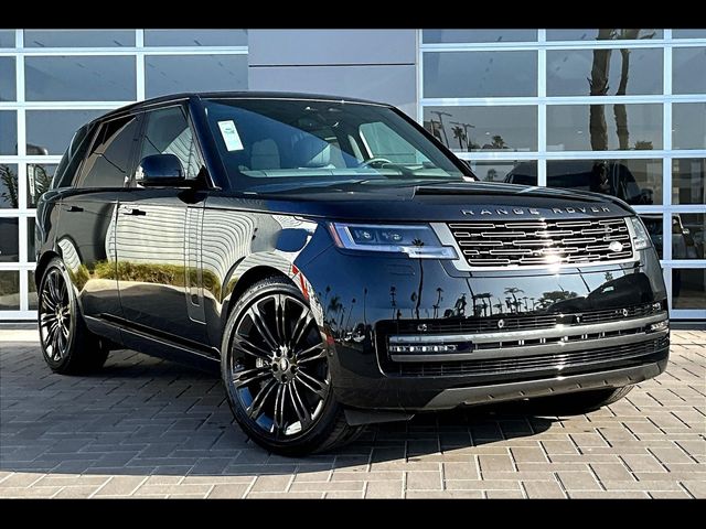 2025 Land Rover Range Rover SE