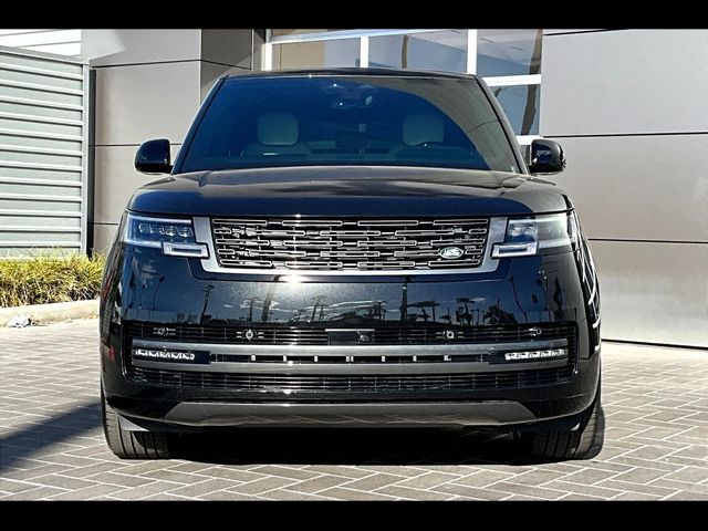 2025 Land Rover Range Rover SE