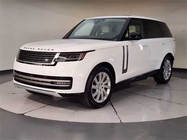 2025 Land Rover Range Rover SE