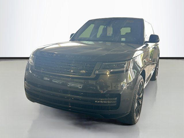 2025 Land Rover Range Rover SE