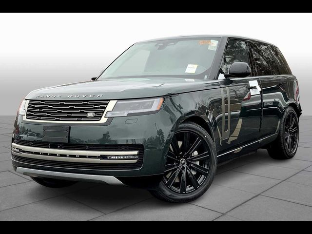 2025 Land Rover Range Rover SE