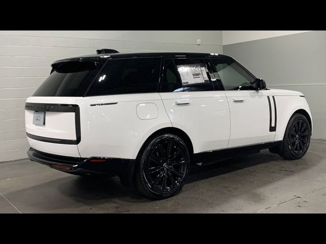 2025 Land Rover Range Rover SE