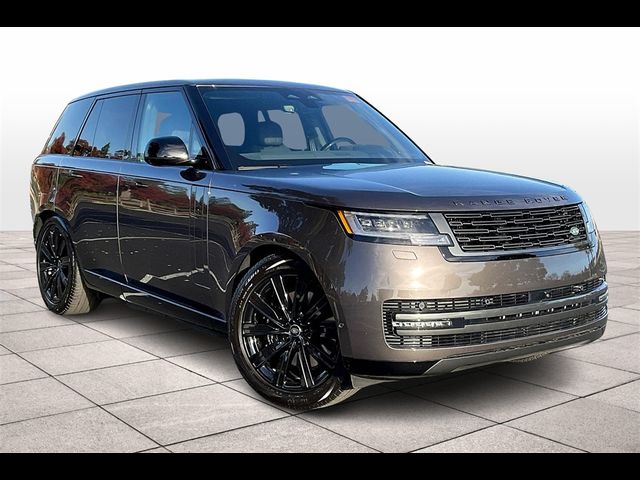 2025 Land Rover Range Rover SE