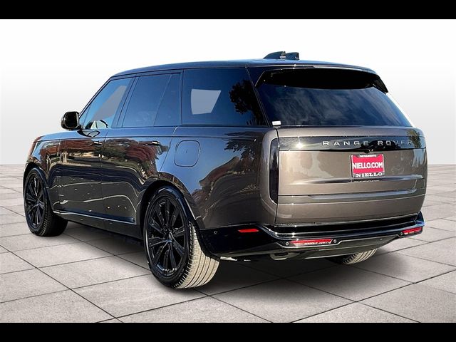 2025 Land Rover Range Rover SE