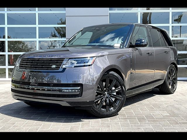 2025 Land Rover Range Rover SE