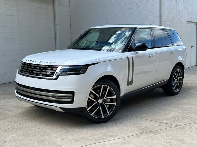 2025 Land Rover Range Rover SE