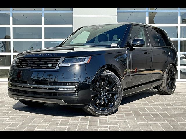 2025 Land Rover Range Rover SE