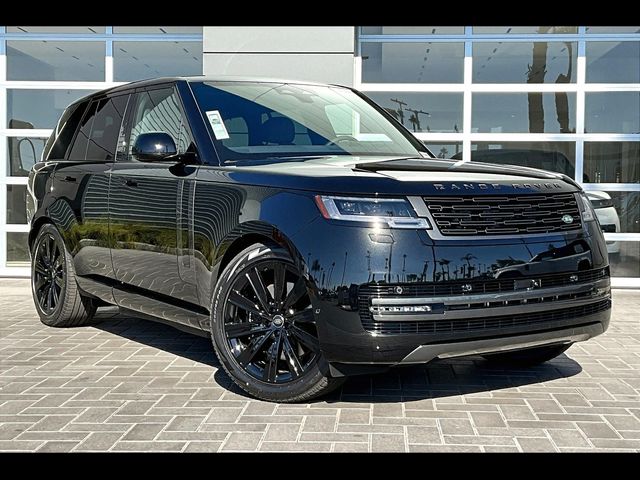 2025 Land Rover Range Rover SE