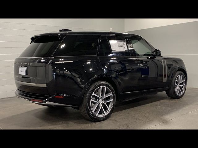 2025 Land Rover Range Rover SE