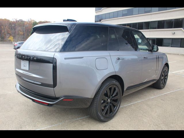 2025 Land Rover Range Rover SE