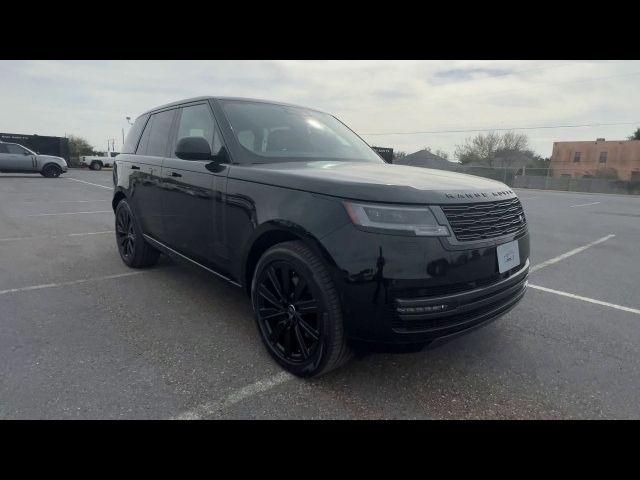 2025 Land Rover Range Rover SE