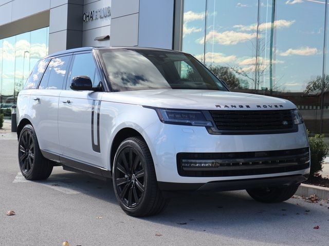 2025 Land Rover Range Rover SE