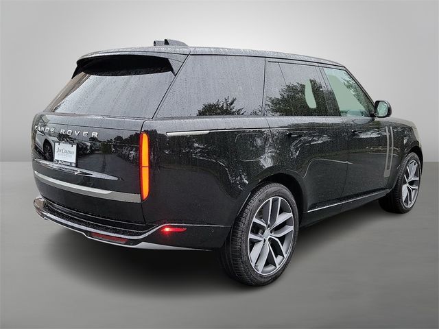 2025 Land Rover Range Rover SE