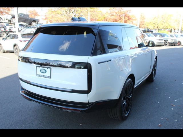 2025 Land Rover Range Rover SE