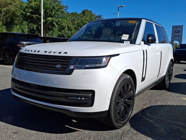 2025 Land Rover Range Rover SE