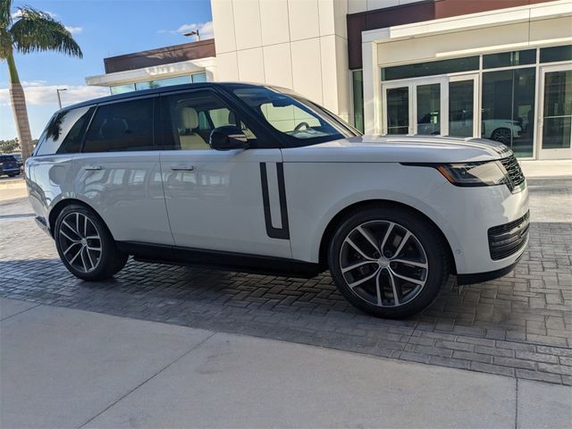 2025 Land Rover Range Rover SE