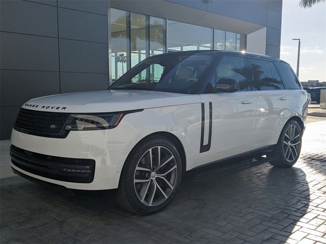 2025 Land Rover Range Rover SE