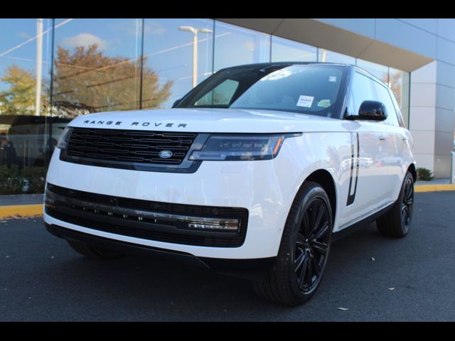 2025 Land Rover Range Rover SE